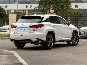 2020Ŀ 300 F SPORT w^