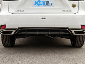 2020Ŀ 300 F SPORT Ś