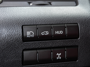 2020Ŀ 300 F SPORT п؅^