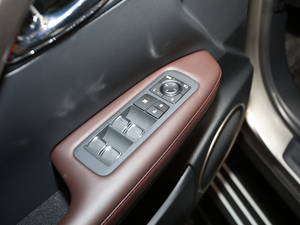 2020450h 򌴼 {܇ƅ^	