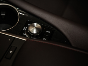 2020Ŀ 300 (q)A п؅^(q)