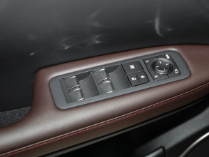 2020450hL 򌴼7 {܇ƅ^	