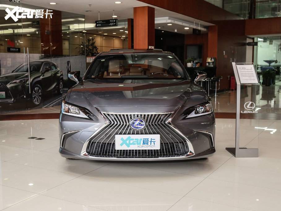 2020׿_˹ES 300h ׿Խ