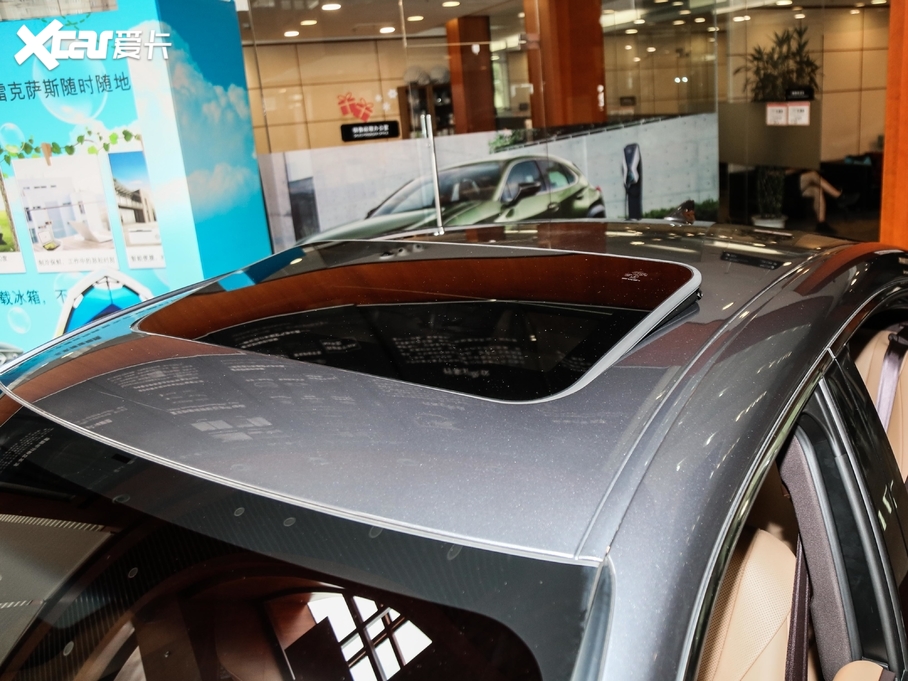 2020׿_˹ES 300h ׿Խ