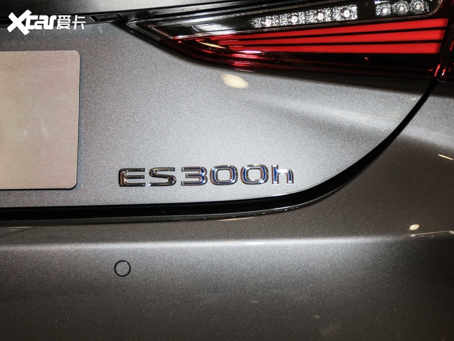 2020׿_˹ES 300h ׿Խ