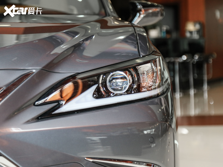 2020׿_˹ES 300h ׿Խ