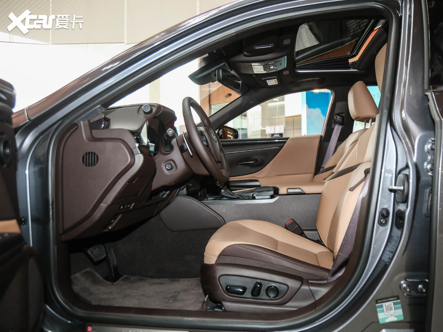 2020׿_˹ES 300h ׿Խ