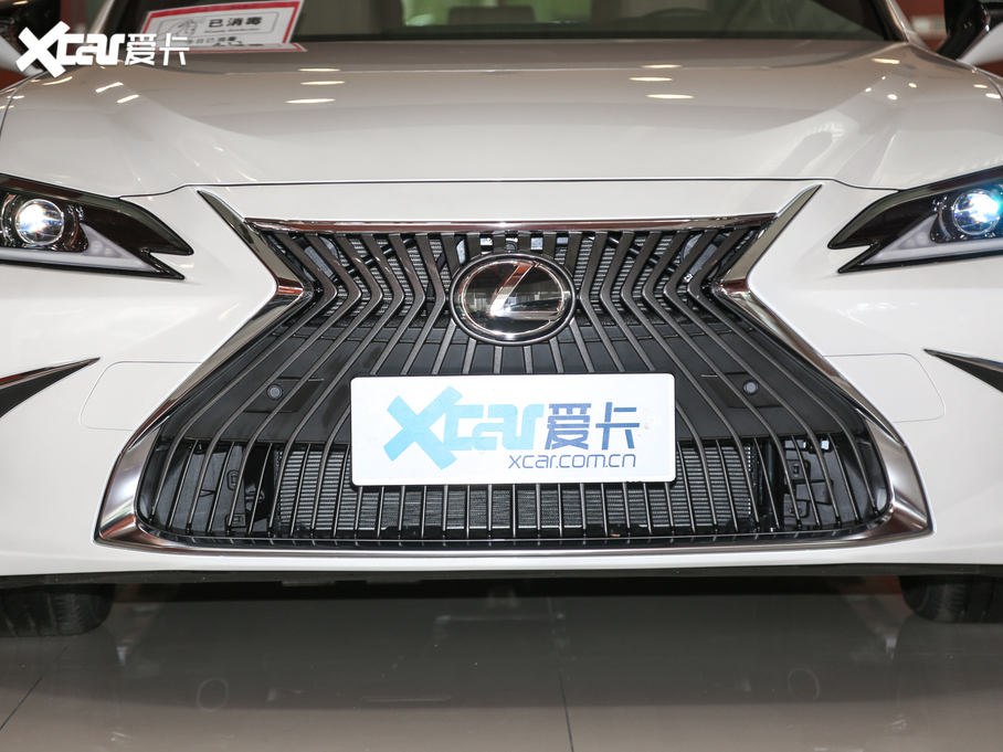 2020׿_˹ES 260 ׿Խ