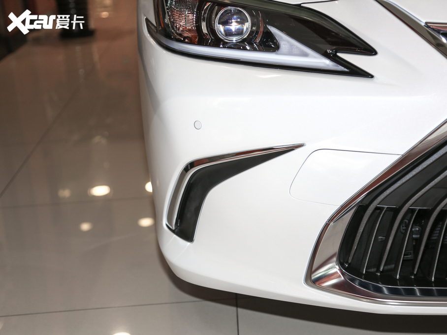 2020׿_˹ES 260 ׿Խ