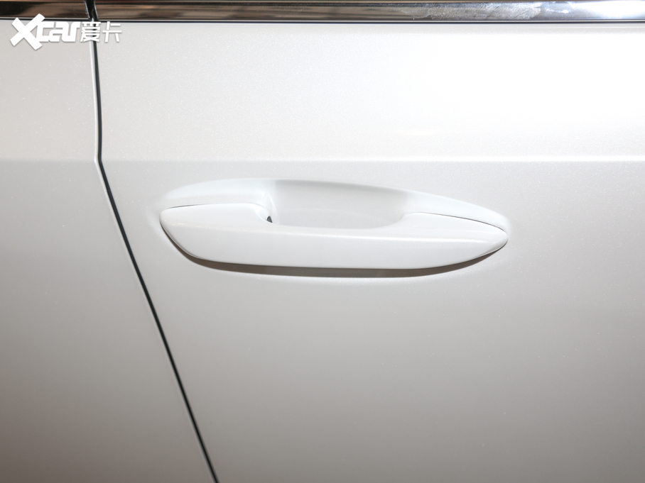 2020׿_˹ES 260 ׿Խ