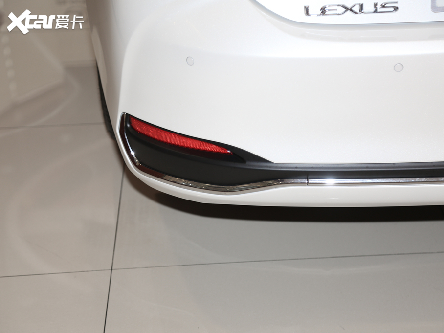 2020׿_˹ES 260 ׿Խ