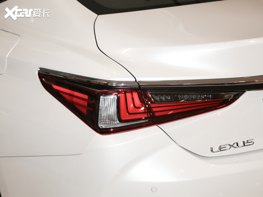 2020׿_˹ES 260 ׿Խ