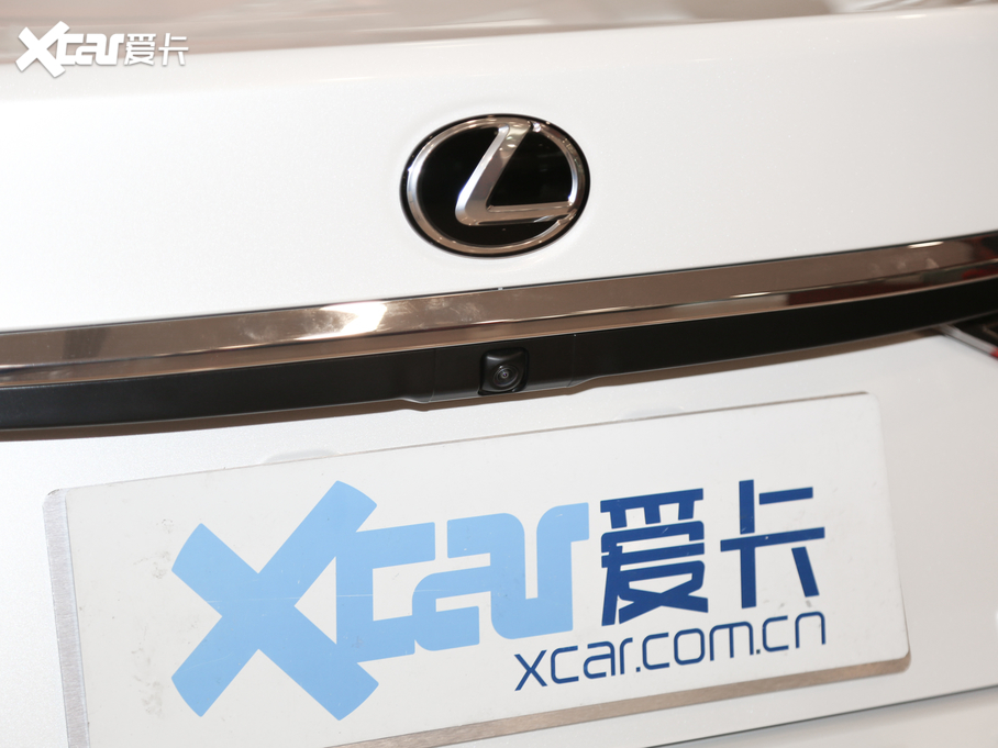 2020׿_˹ES 260 ׿Խ