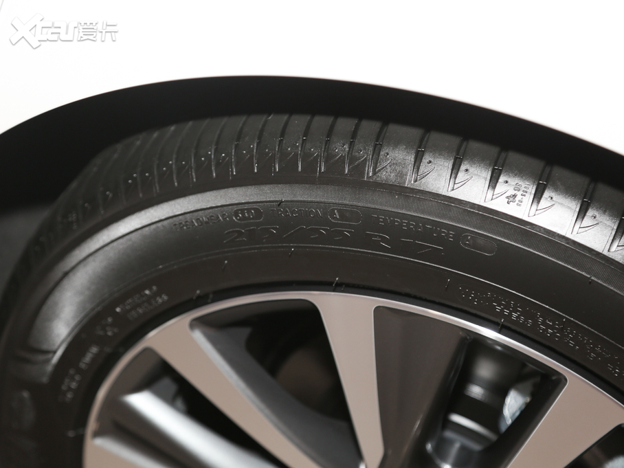 2020׿_˹ES 260 ׿Խ