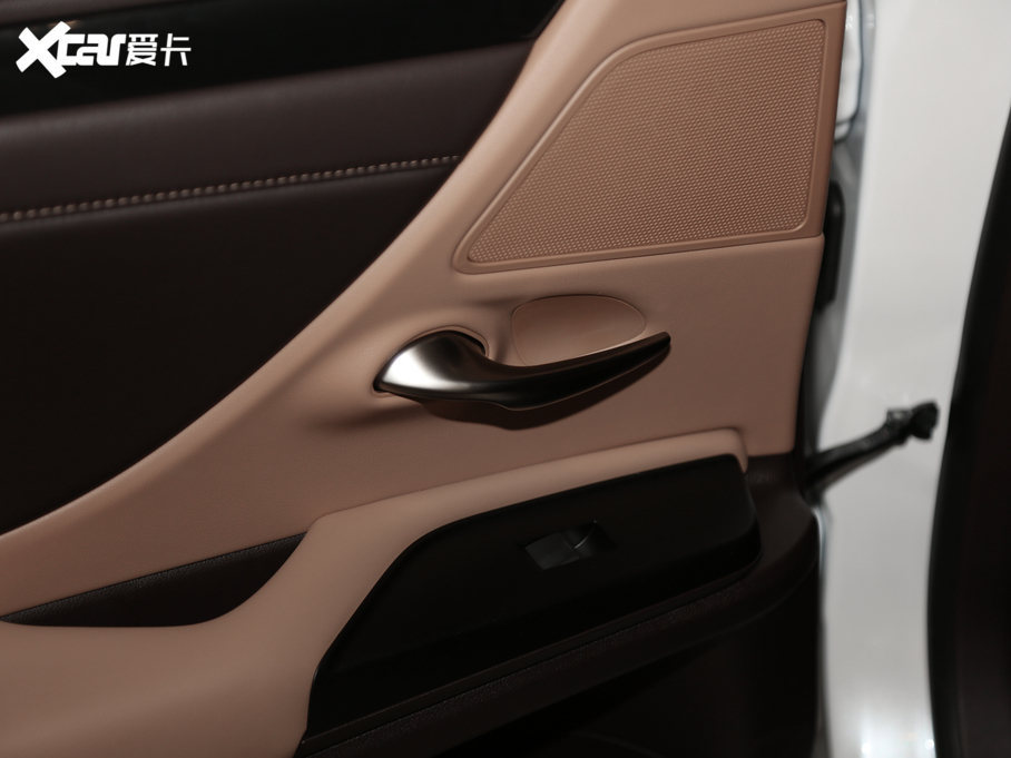 2020׿_˹ES 260 ׿Խ