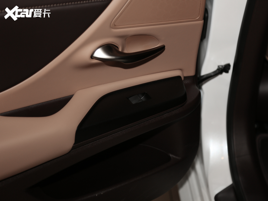 2020׿_˹ES 260 ׿Խ