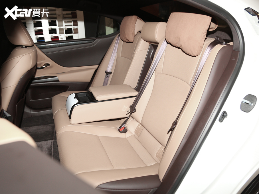 2020׿_˹ES 260 ׿Խ