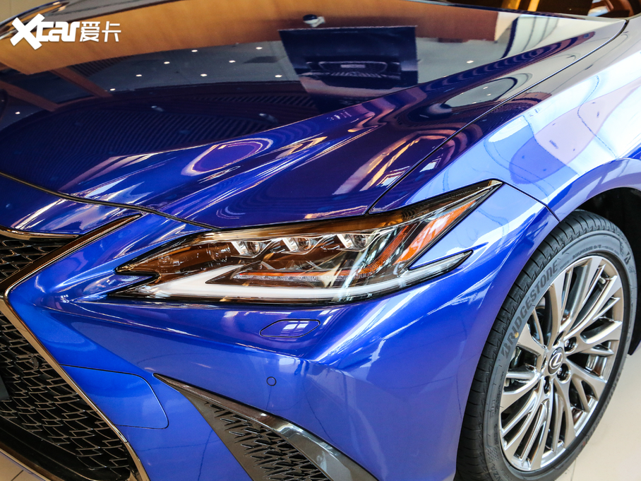 2020׿_˹ES 260 F SPORT