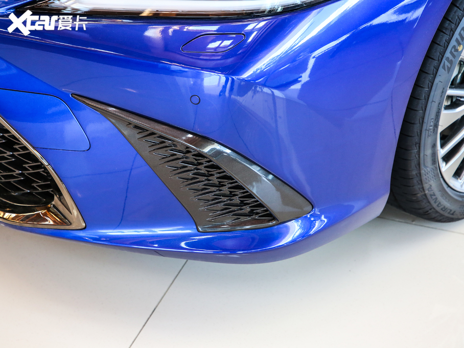 2020׿_˹ES 260 F SPORT