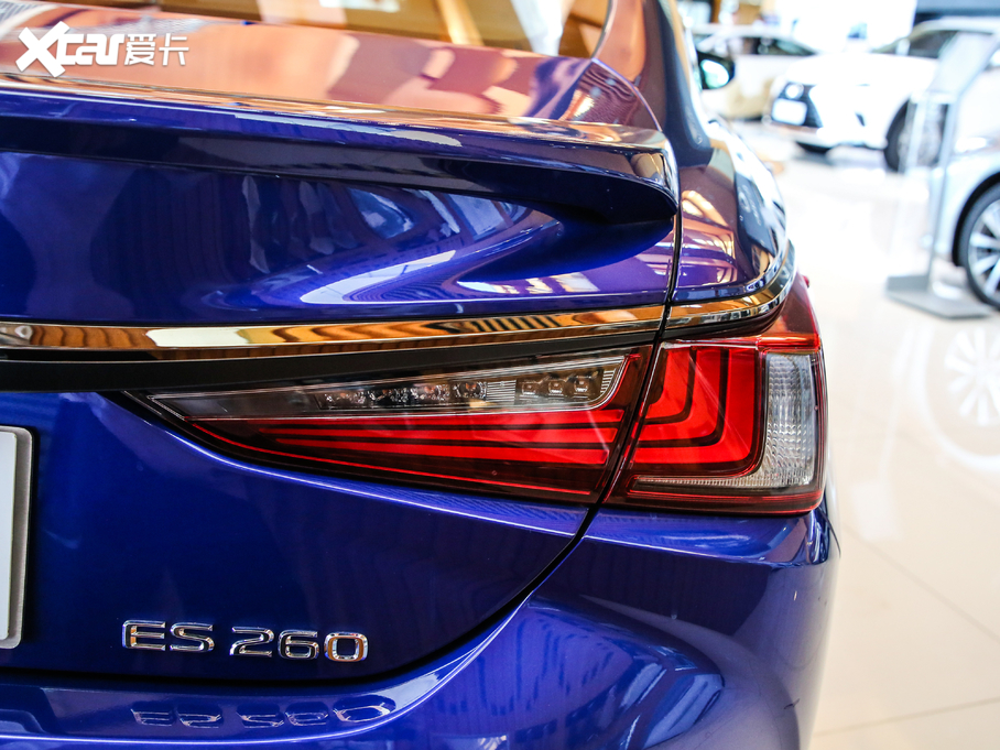 2020׿_˹ES 260 F SPORT