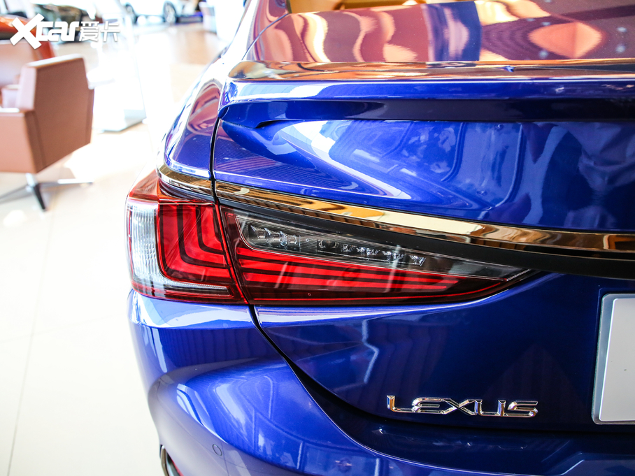 2020׿_˹ES 260 F SPORT