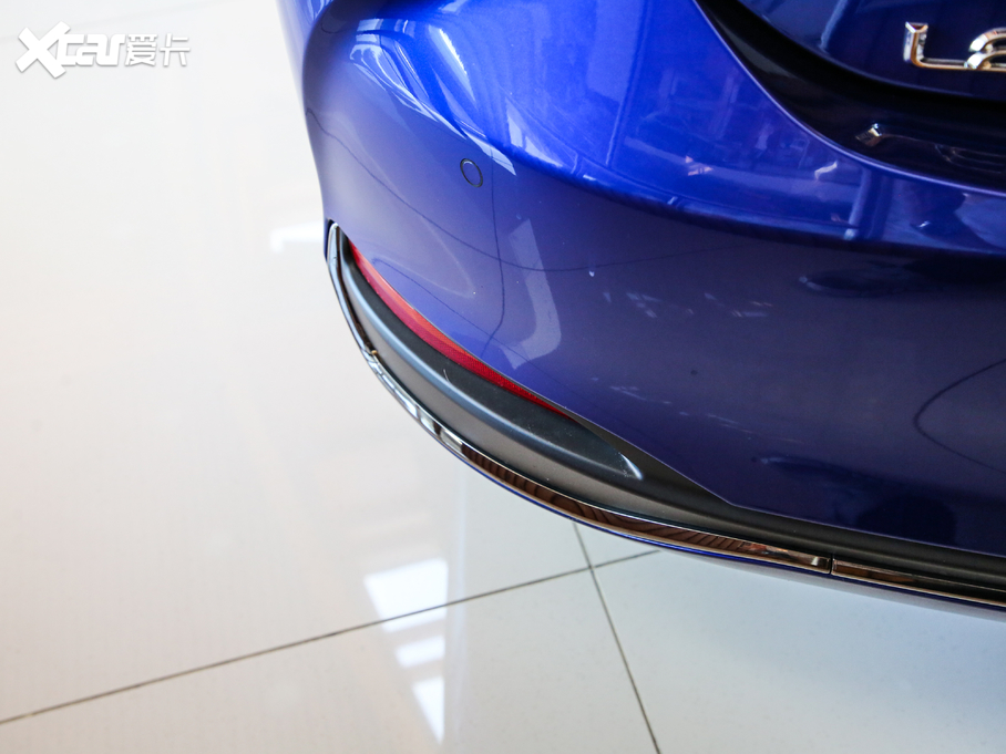 2020׿_˹ES 260 F SPORT