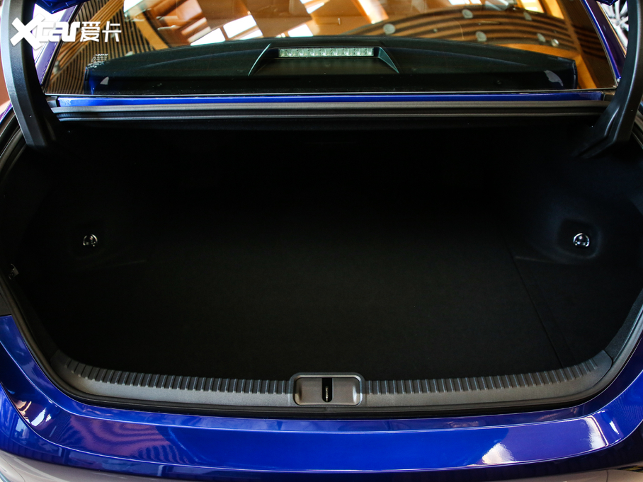 2020׿_˹ES 260 F SPORT