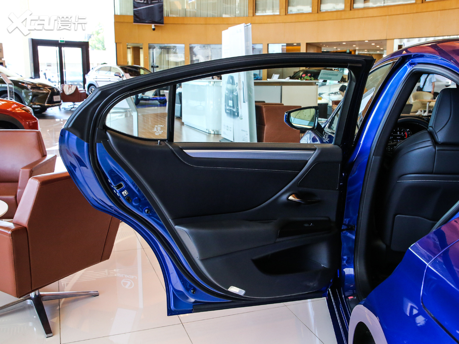 2020׿_˹ES 260 F SPORT