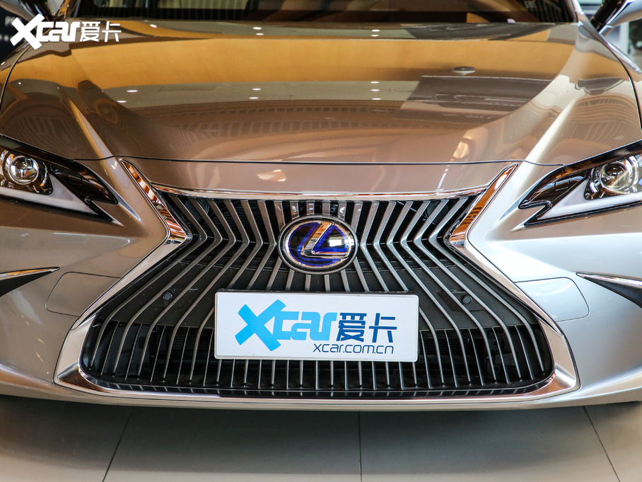 2020׿_˹ES 300h ׿Խ