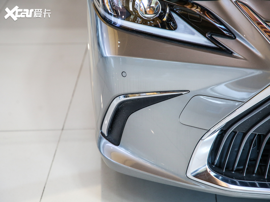 2020׿_˹ES 300h ׿Խ