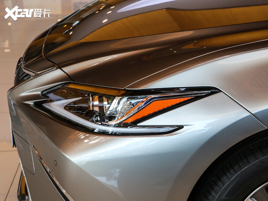 2020׿_˹ES 300h ׿Խ