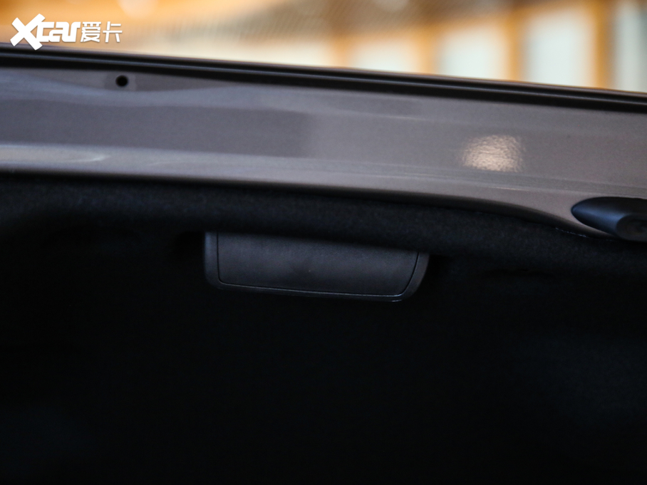 2020׿_˹ES 300h ׿Խ