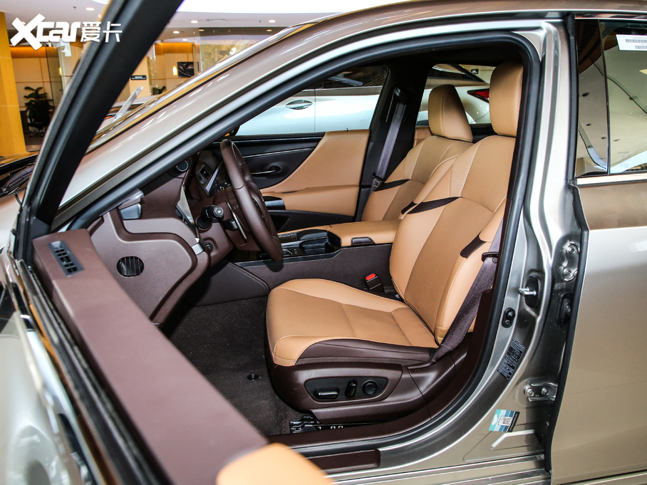 2020׿_˹ES 300h ׿Խ