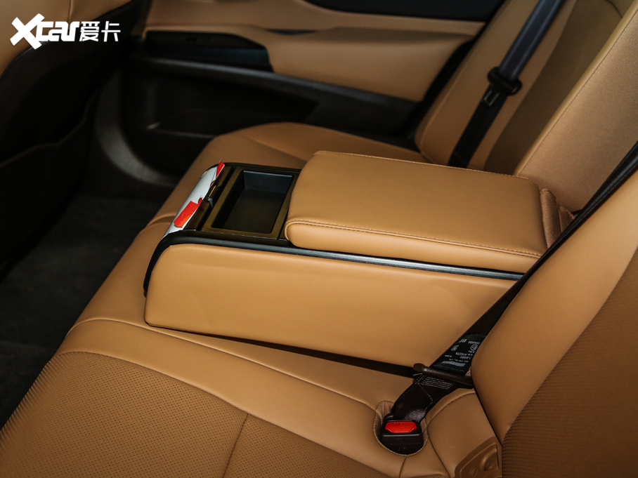 2020׿_˹ES 300h ׿Խ