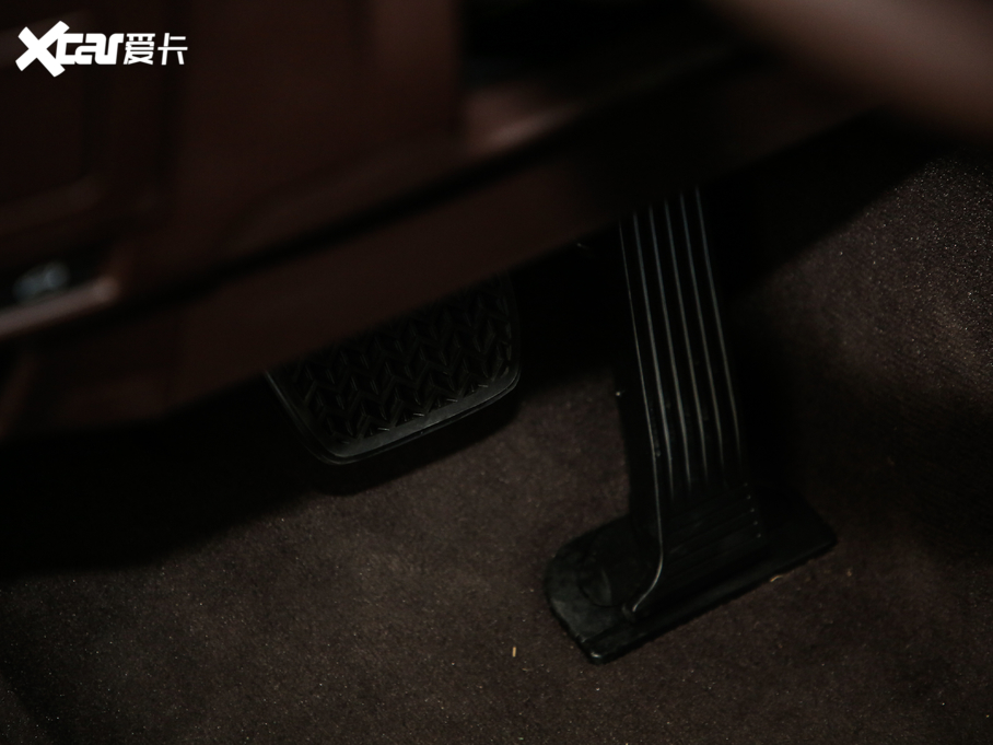 2020׿_˹ES 300h ׿Խ