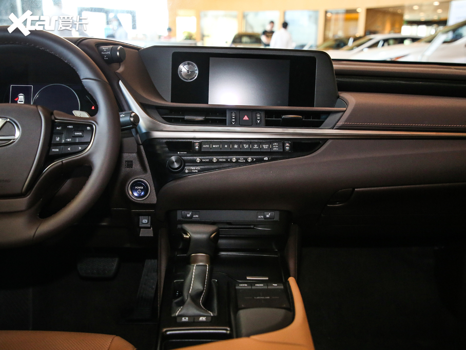 2020׿_˹ES 300h ׿Խ