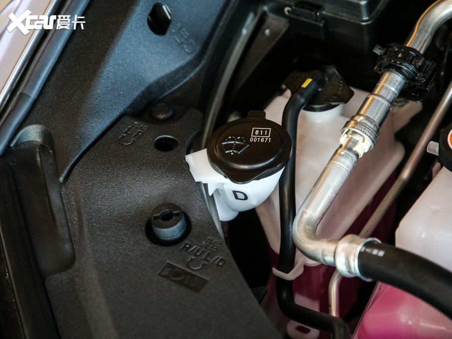 2020׿_˹ES 300h ׿Խ