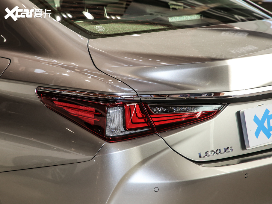 2020׿_˹ES 260 ׿Խ