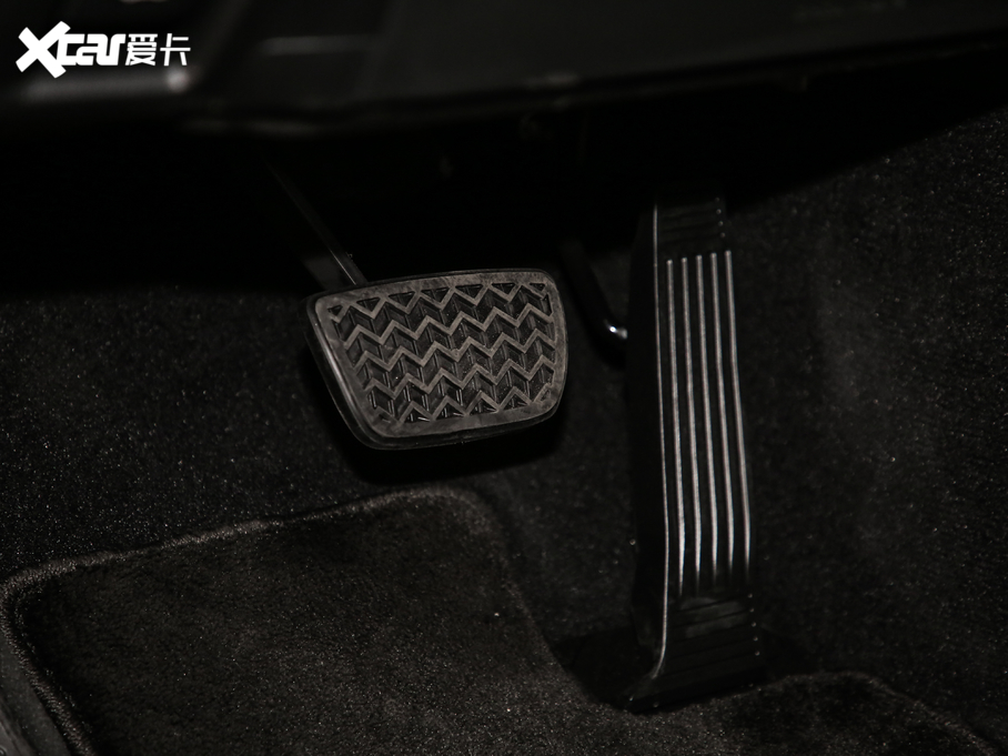 2020׿_˹ES 260 ׿Խ