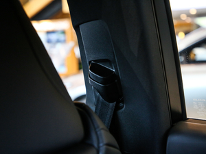 2020款260 F SPORT 空间座椅