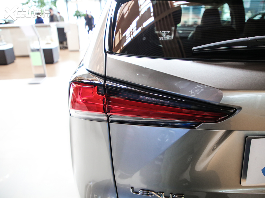 2020׿_˹NX 200 hа ȫ VI