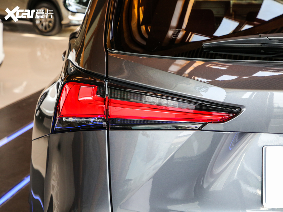 2020׿_˹NX 300h hа ǰ VI