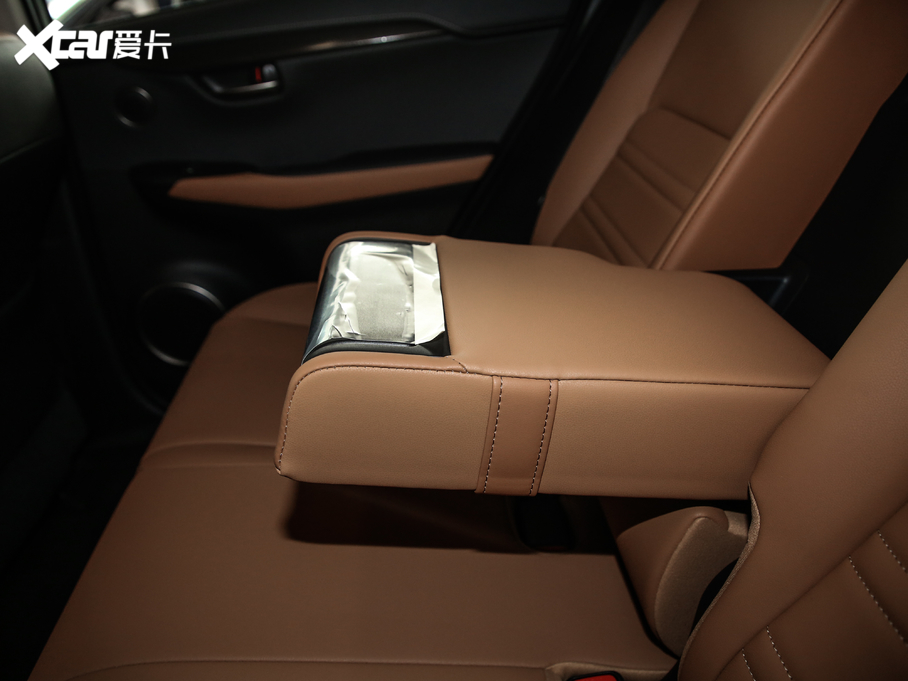 2020׿_˹NX 300h hа ǰ VI