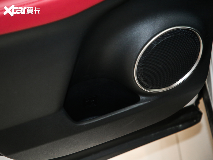 2020׿_˹NX 300h hа ǰ V