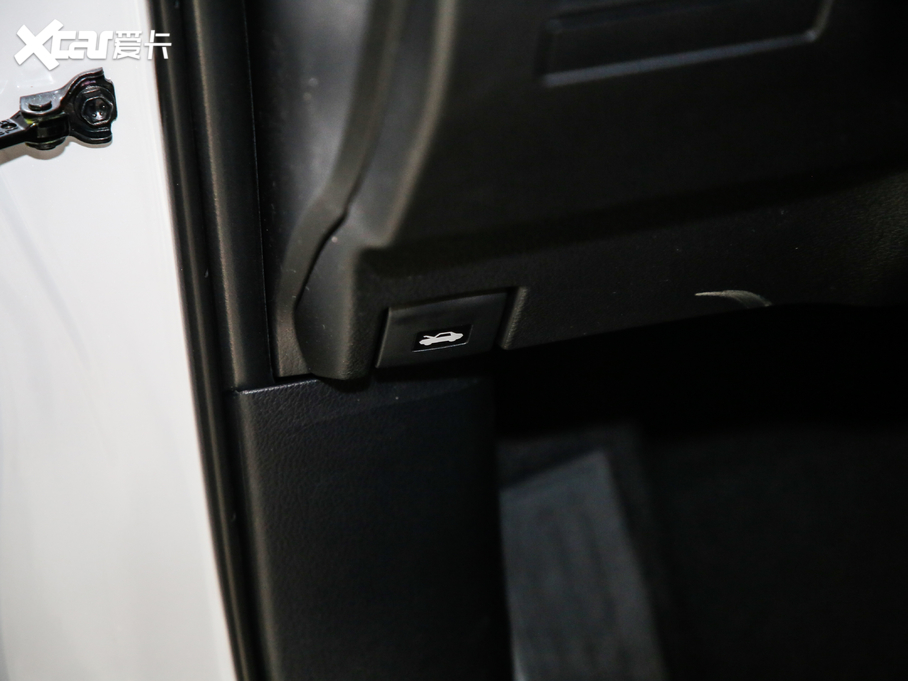 2020׿_˹NX 300h hа ǰ V