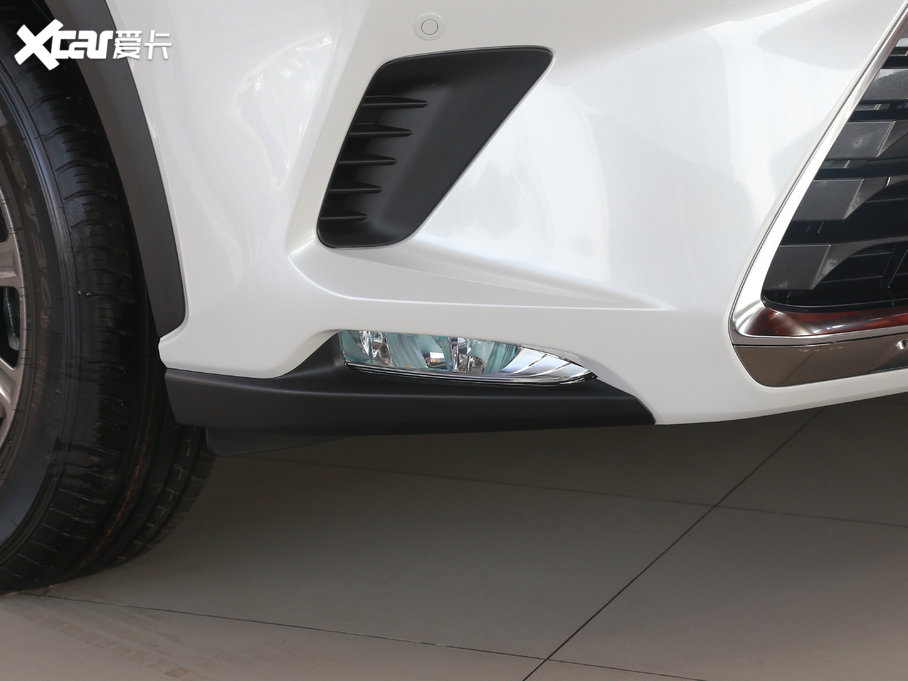 2020׿_˹NX 200 hݰ ǰ VI