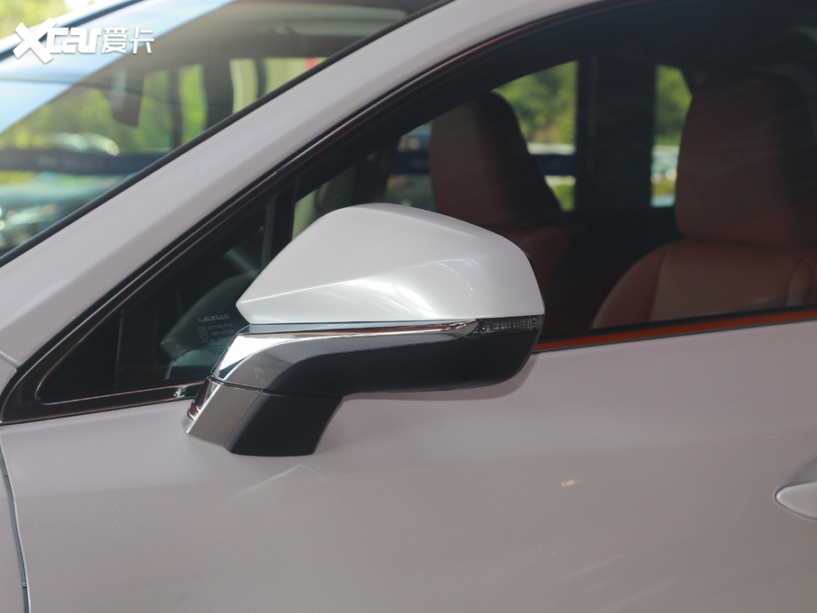 2020׿_˹NX 200 hݰ ǰ VI