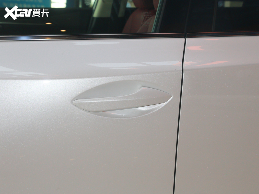 2020׿_˹NX 200 hݰ ǰ VI