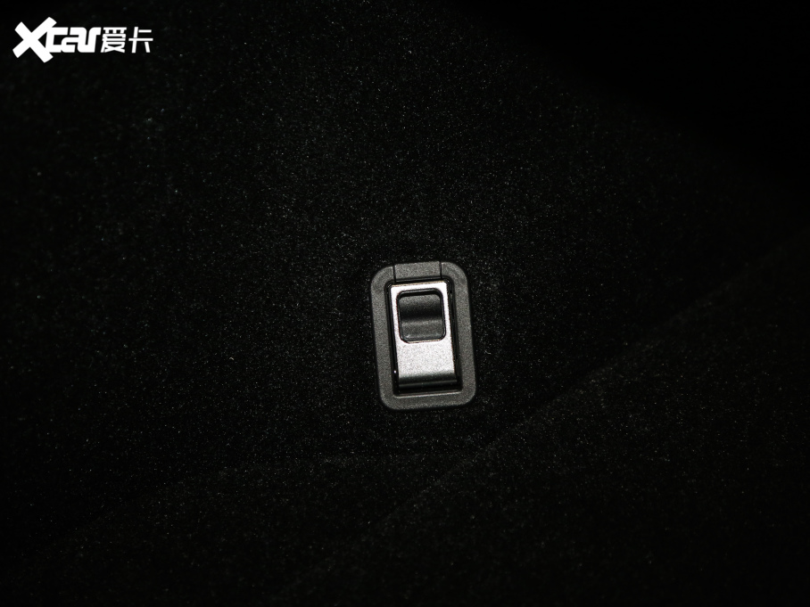 2020׿_˹NX 300h ǰ(q) hԽ VI