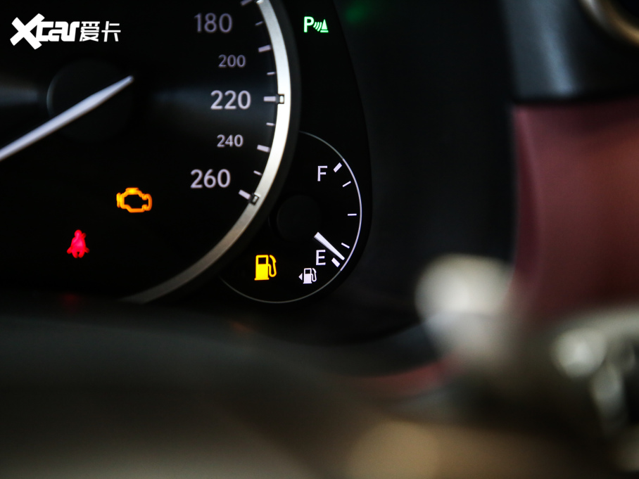 2020׿_˹NX 300h ǰ hԽ VI